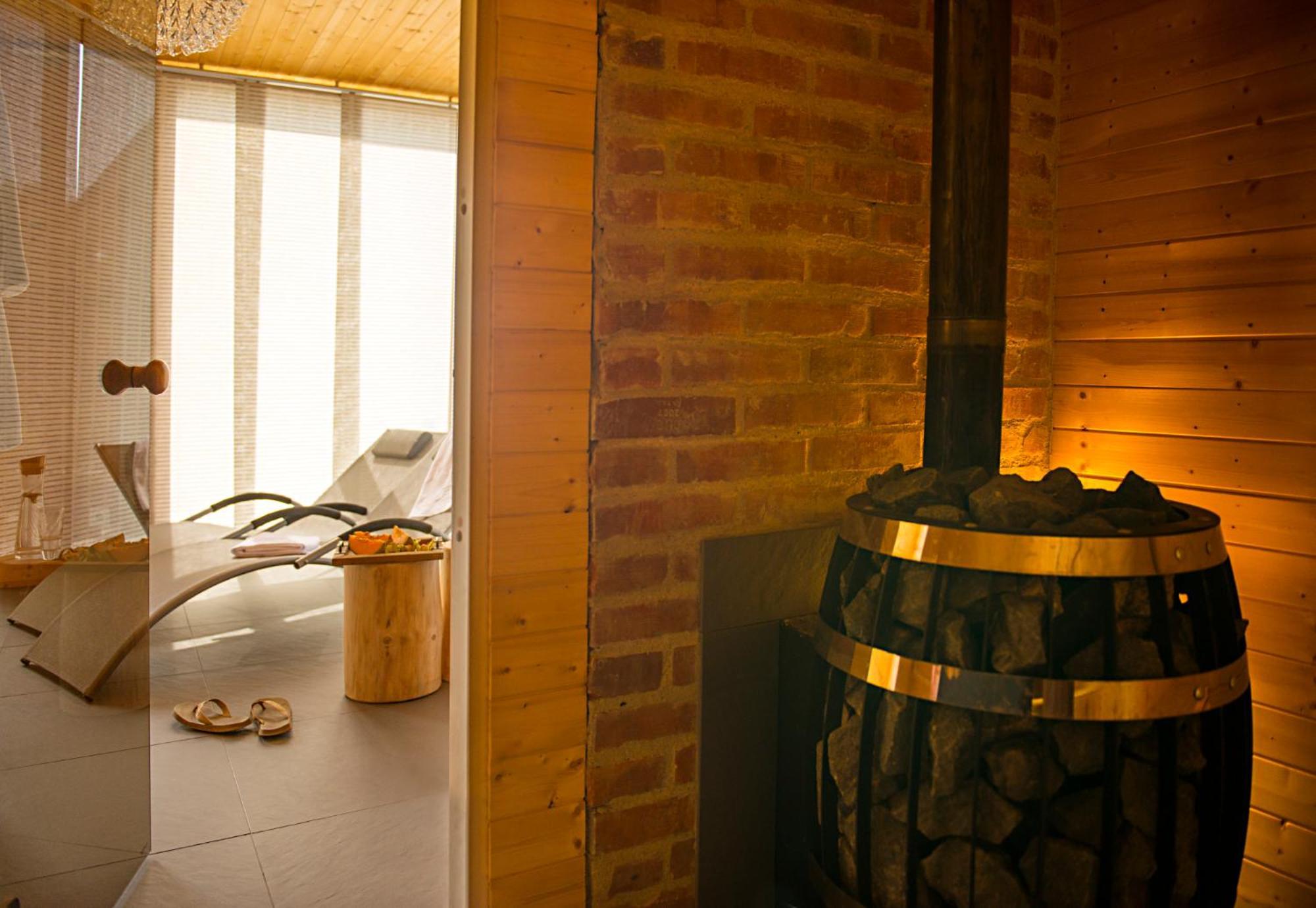 Apartamenty U Harrego I Przy Stawie Spa Z Klimatyzacja, Balia, Sauna, Ogrodem I Parkingiem 쿠도바-즈루이 외부 사진